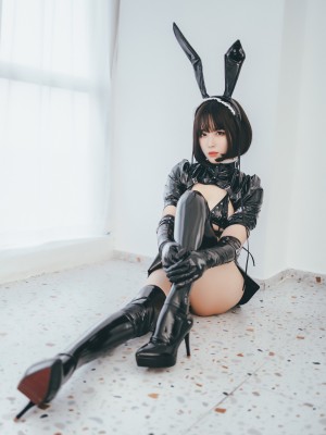 轩萧学姐 - 兔女郎 Bunny Girl_24