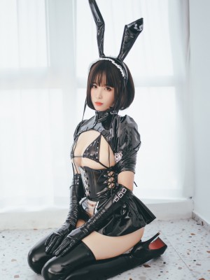 轩萧学姐 - 兔女郎 Bunny Girl_16