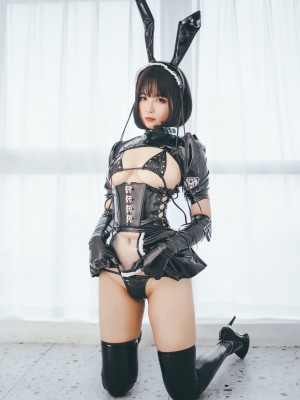 轩萧学姐 - 兔女郎 Bunny Girl_13