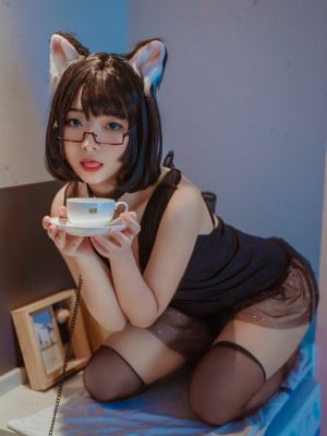 Coser@yuuhui玉汇 No.001 猫猫头黑裙子_Coser-yuuhui-No.001-MrCong.com-004