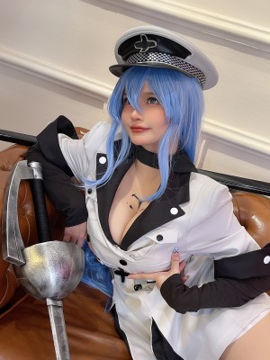 Azami - Esdeath_42