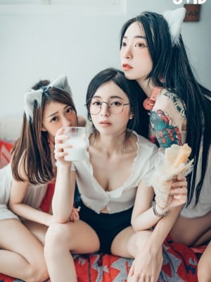 Piao Piao+妍妍 -[Jvid] She and her two cats (P)_She and her two cats_Allasiangirls.net (120)