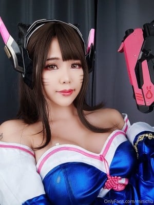 Minichu - D.Va_02