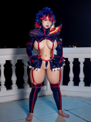 QUEENIE - Balcony is an ideal place for a date (Kill la kill)_03