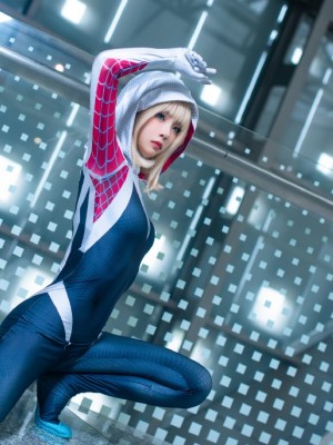 糕糕兽 - Spider Gwen_26：bd3adc19ly1goii5kto4nj23342267wj