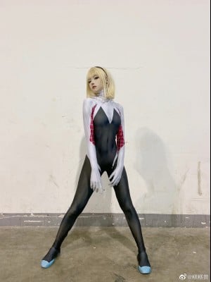 糕糕兽 - Spider Gwen_06：bd3adc19gy1gjcjz8uw90j21jt22eb29