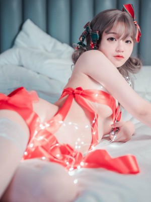 DJAWA Photo - Jeong Jenny (정제니) - Christmas Special 2022_DJAWA-Photo-Jeong-Jenny-Christmas-Special-2022-T.ME-COSPLAYSETS-087