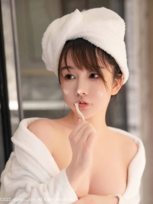 XIUREN No.5477 婠婠么_XIUREN-No.5477-MrCong.com-071