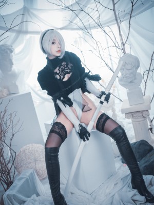 2B - Zzyuri - Djawaphoto_035