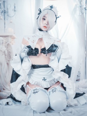 2B - Zzyuri - Djawaphoto_053