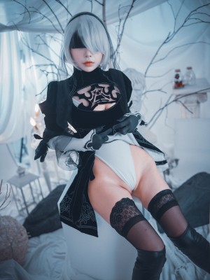 2B - Zzyuri - Djawaphoto_089