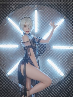 [SAINT Photolife] Yuna (윤아) - Yuna's Cos Vol.04 KDA Akali & Nier Automata 2B_45