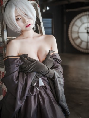 [SAINT Photolife] Yuna (윤아) - Yuna's Cos Vol.04 KDA Akali & Nier Automata 2B_43