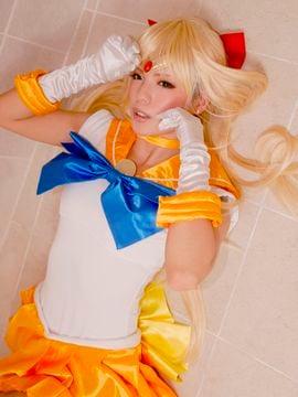 Sailor Venus Cosplay (Meltia)_053