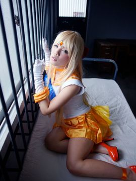 Sailor Venus Cosplay (Meltia)_084