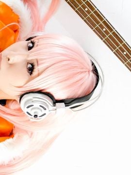 PinkHeadphone_060