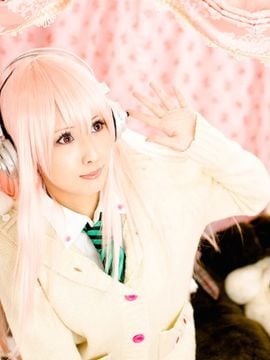 PinkHeadphone_148