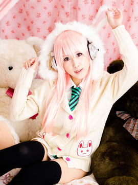 PinkHeadphone_136