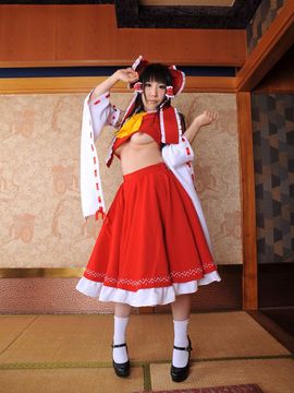 Reimu! Reimu! Reimu!_reimu_nikonD3030