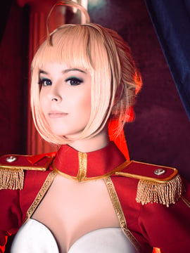 Saber, Elena Cosplay_06_fate_extra_saber_nero_by_disharmonica_d9h7a39