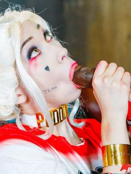 Harley Quinn by Aria Alexander_068_0067