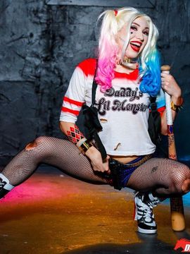 Harley Quinn by Aria Alexander_021_0020