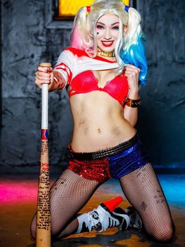 Harley Quinn by Aria Alexander_023_0022