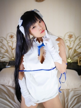 Hestia Cosplay_Hestia (73)