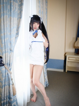 Hestia Cosplay_Hestia (35)