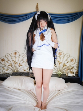 Hestia Cosplay_Hestia (59)