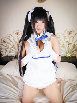 Hestia Cosplay_Hestia (72)