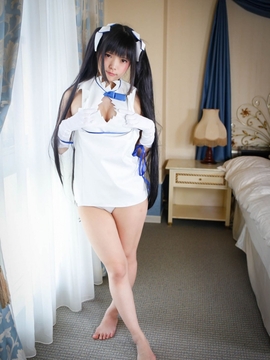 Hestia Cosplay_Hestia (30)