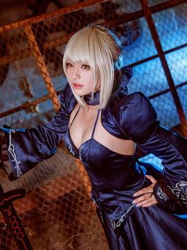 《命运长夜》Saber黑王二设C O S P L A Y_#cos正片#Fate GrandOrand 黑saber (8)