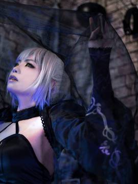 《命运长夜》Saber黑王二设C O S P L A Y_Fate Saber Alter (3)