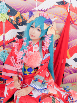 初音花色衣仙鹤和服 C O S_《VOCALOID家族》初音未来和风登场 (4)