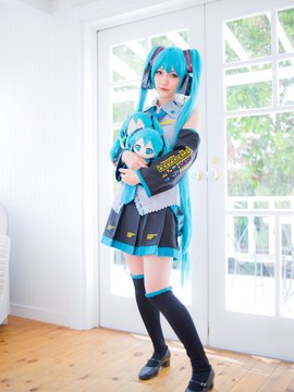 Vocaloid - Hatsune Miku cosplay by Kuuya_008