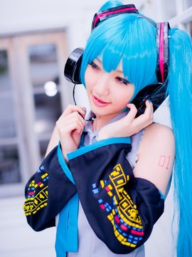 Vocaloid - Hatsune Miku cosplay by Kuuya_313