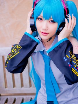 Vocaloid - Hatsune Miku cosplay by Kuuya_276