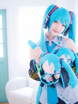 Vocaloid - Hatsune Miku cosplay by Kuuya_016