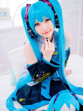 Vocaloid - Hatsune Miku cosplay by Kuuya_155