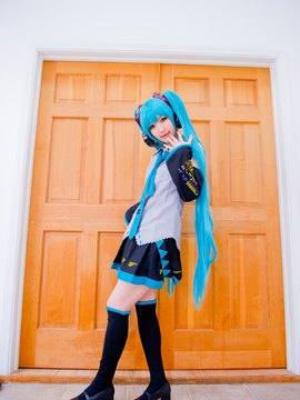 Vocaloid - Hatsune Miku cosplay by Kuuya_252