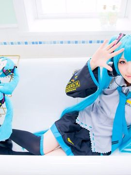 Vocaloid - Hatsune Miku cosplay by Kuuya_068