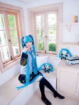 Vocaloid - Hatsune Miku cosplay by Kuuya_052