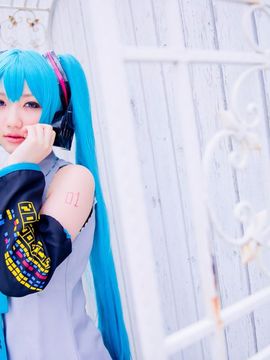 Vocaloid - Hatsune Miku cosplay by Kuuya_337