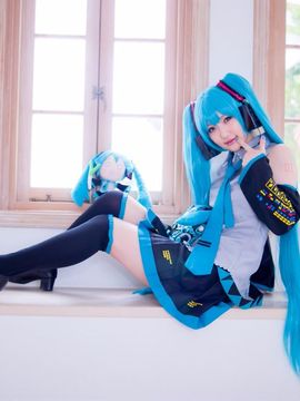 Vocaloid - Hatsune Miku cosplay by Kuuya_040