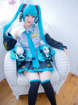 Vocaloid - Hatsune Miku cosplay by Kuuya_023