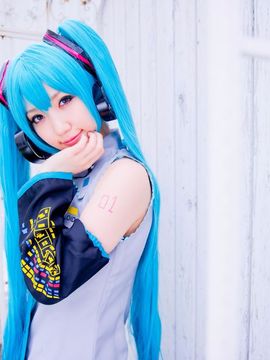 Vocaloid - Hatsune Miku cosplay by Kuuya_338