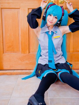 Vocaloid - Hatsune Miku cosplay by Kuuya_261