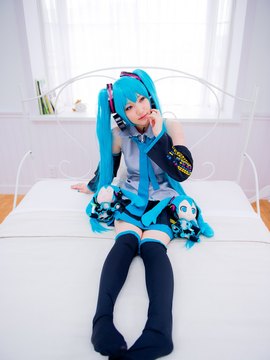 Vocaloid - Hatsune Miku cosplay by Kuuya_146