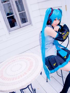 Vocaloid - Hatsune Miku cosplay by Kuuya_290